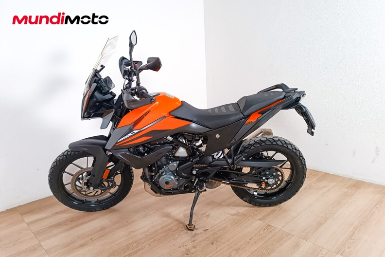 Motorbike image 5