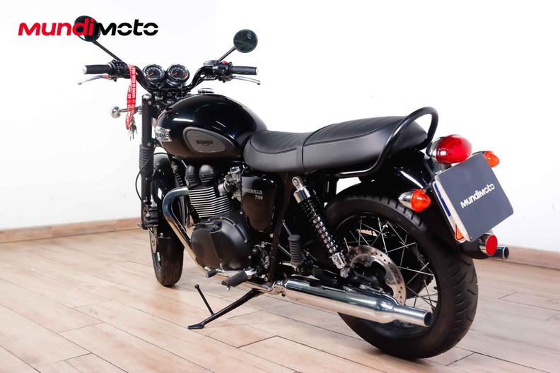 Motorbike image 6
