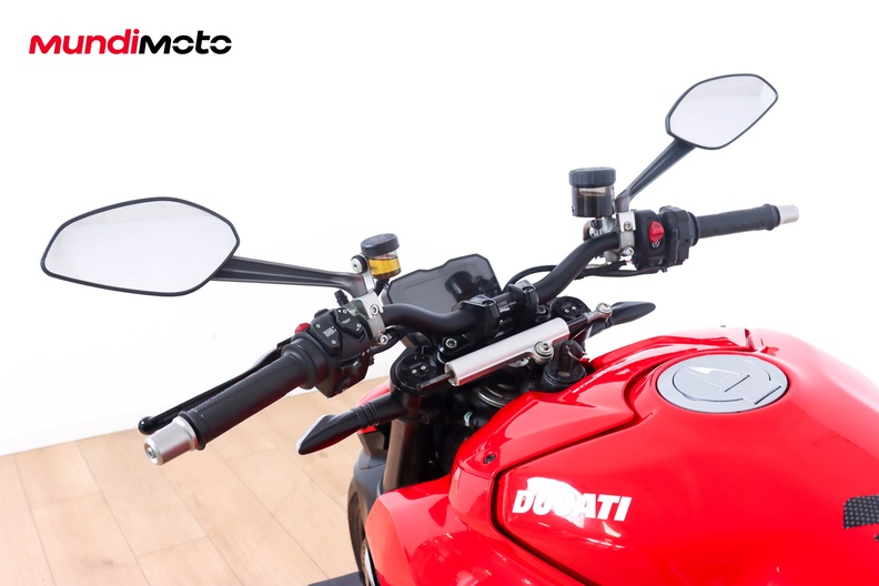 Motorbike image 10