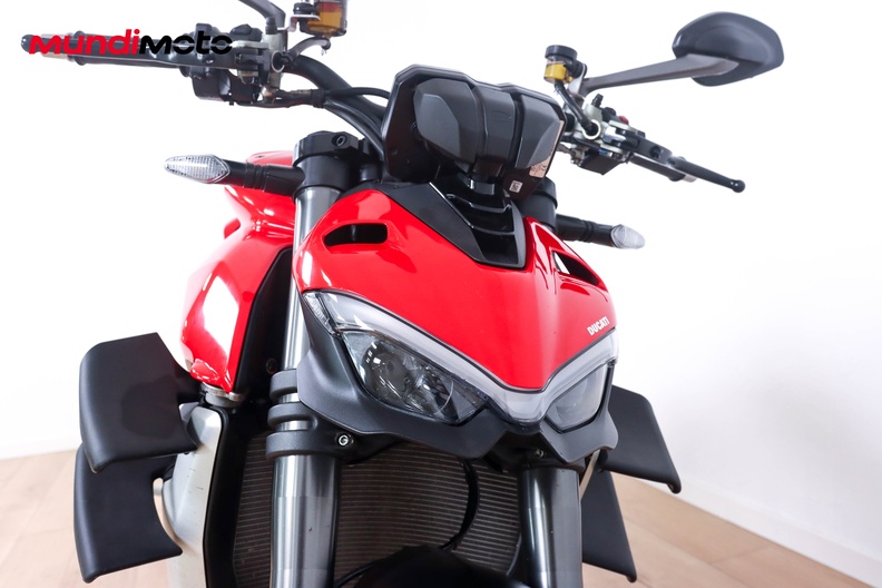 Motorbike image 4