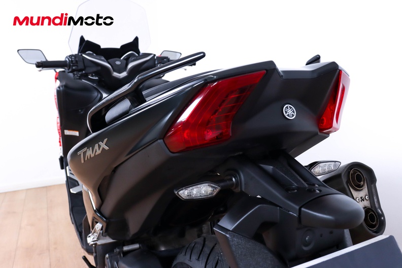 Motorbike image 9