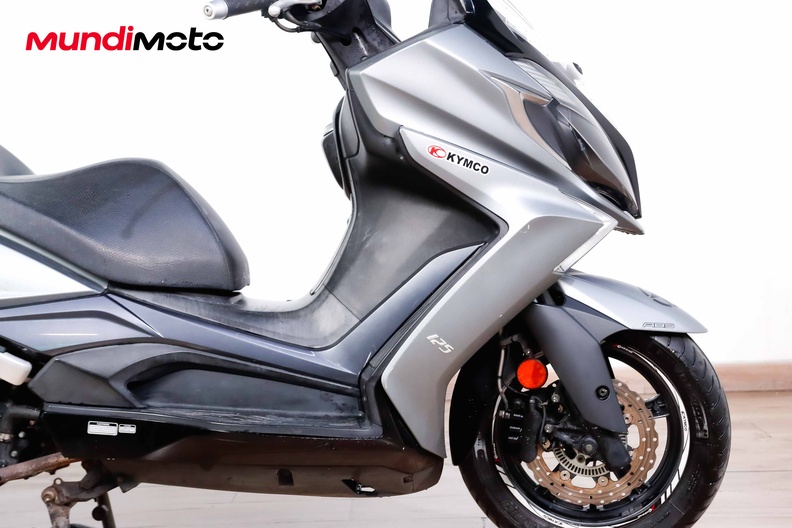 Motorbike image 12