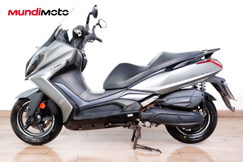 Motorbike image 5