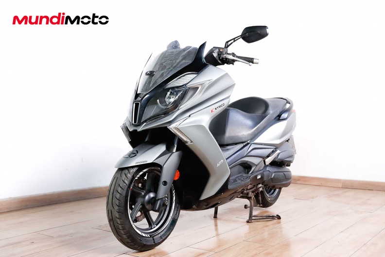 Motorbike image 7