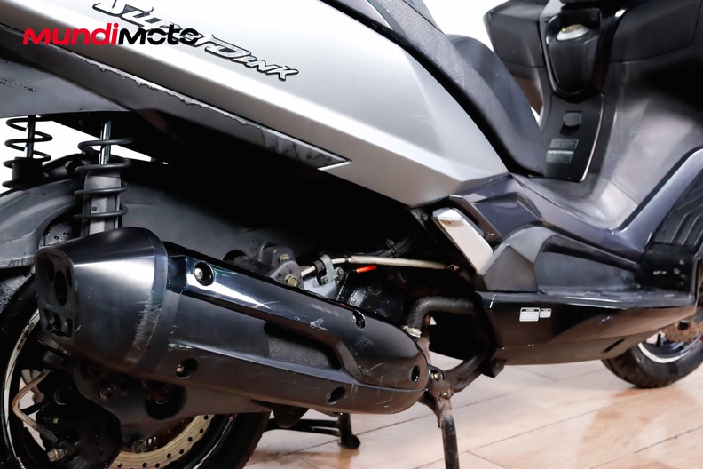 Motorbike image 3