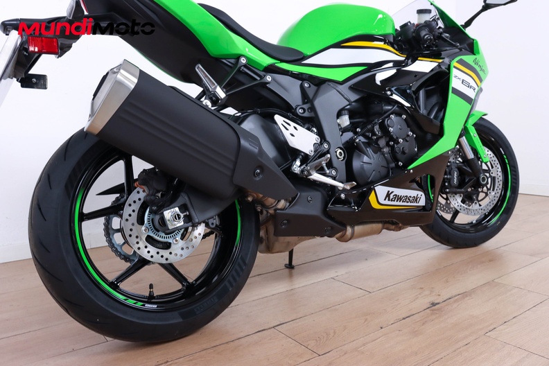 Motorbike image 3