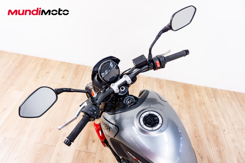 Motorbike image 10
