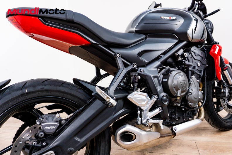 Motorbike image 3