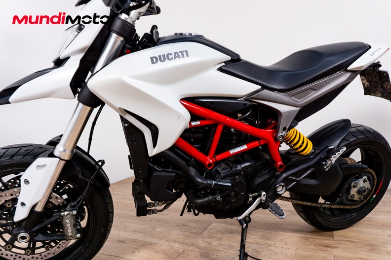 Motorbike image 9