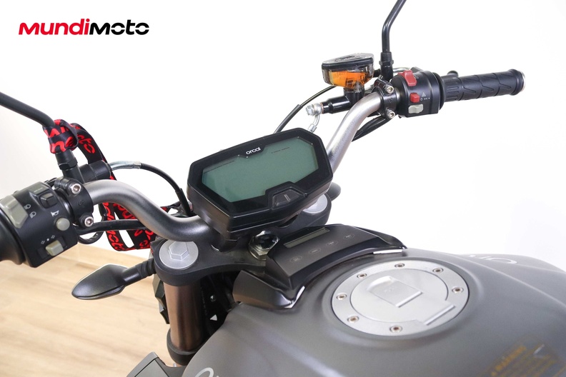 Motorbike image 10