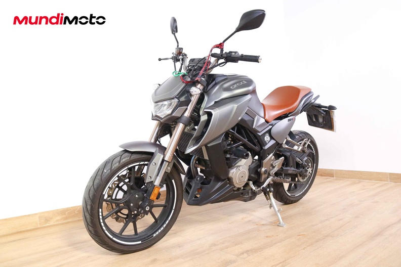 Motorbike image 7