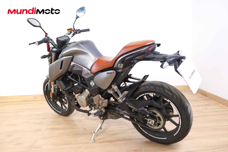 Motorbike image 6