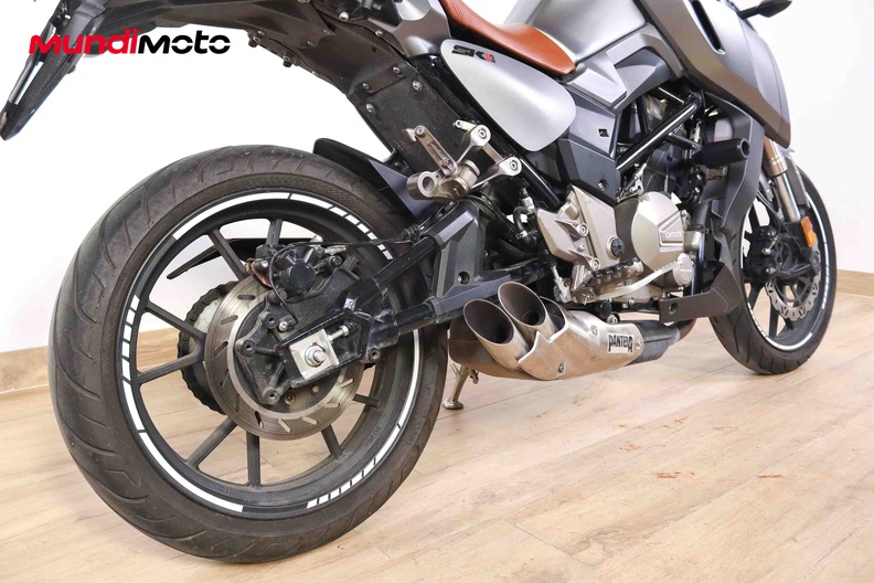 Motorbike image 2