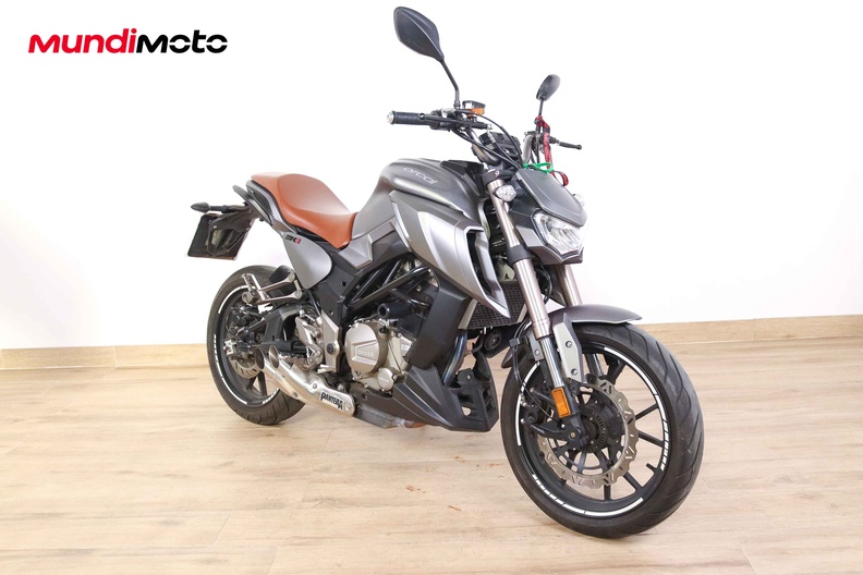 Motorbike image 3