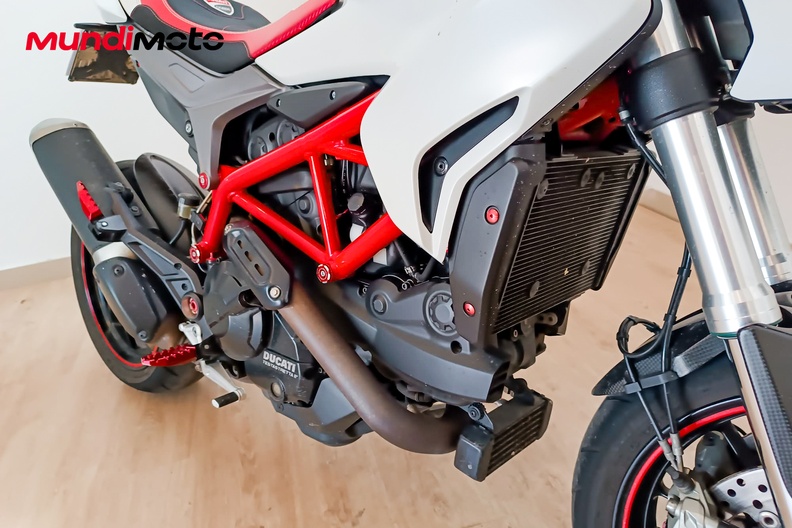Motorbike image 4
