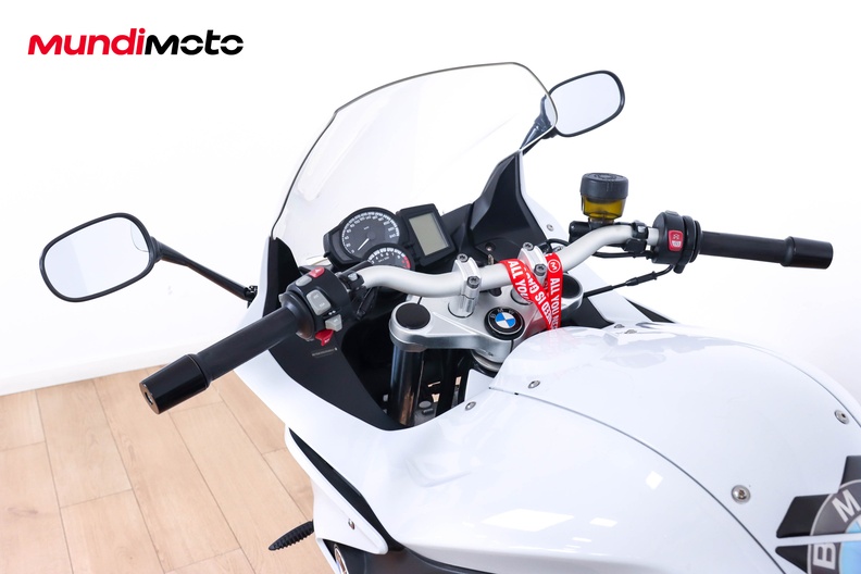 Motorbike image 10