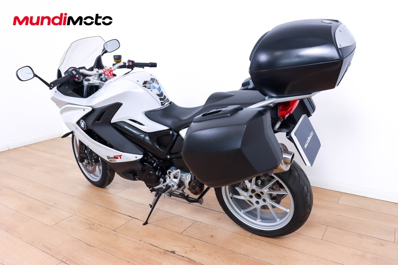 Motorbike image 6