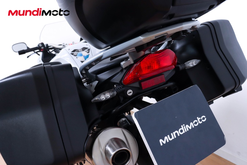 Motorbike image 9