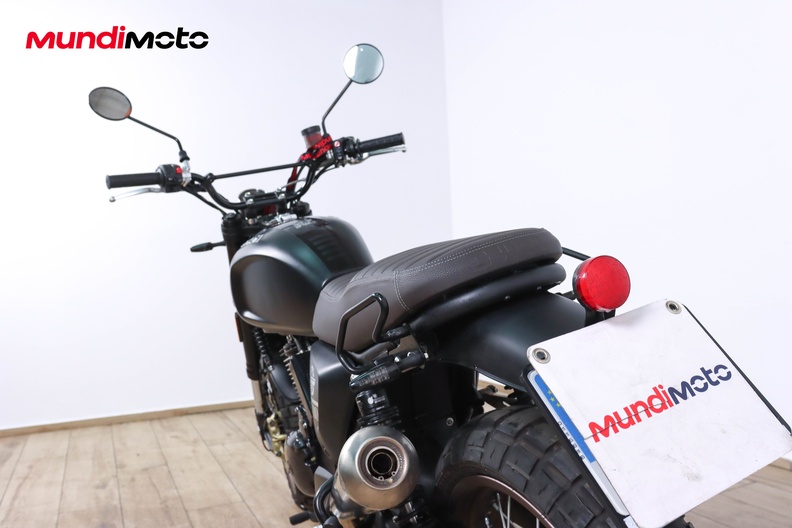 Motorbike image 8