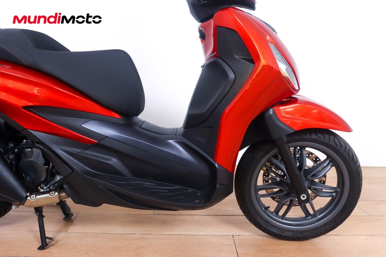 Motorbike image 13