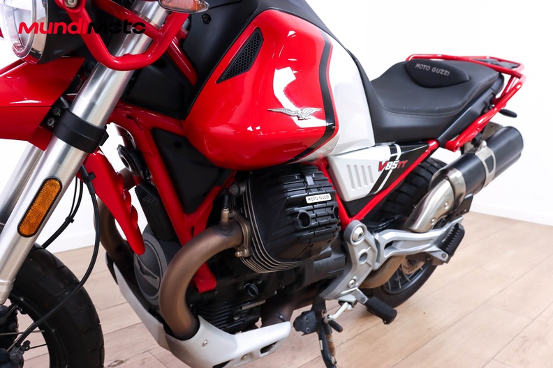 Motorbike image 9