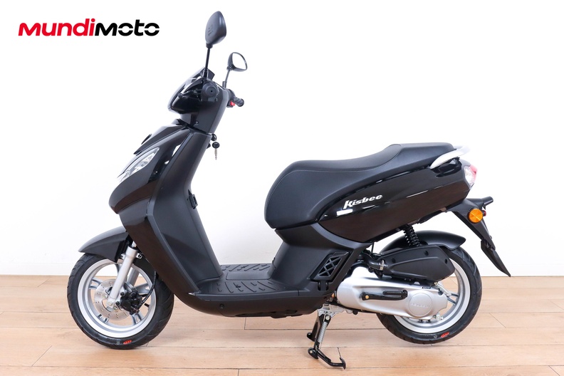 Motorbike image 5