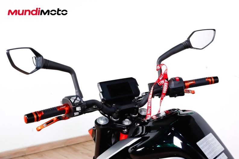 Motorbike image 10