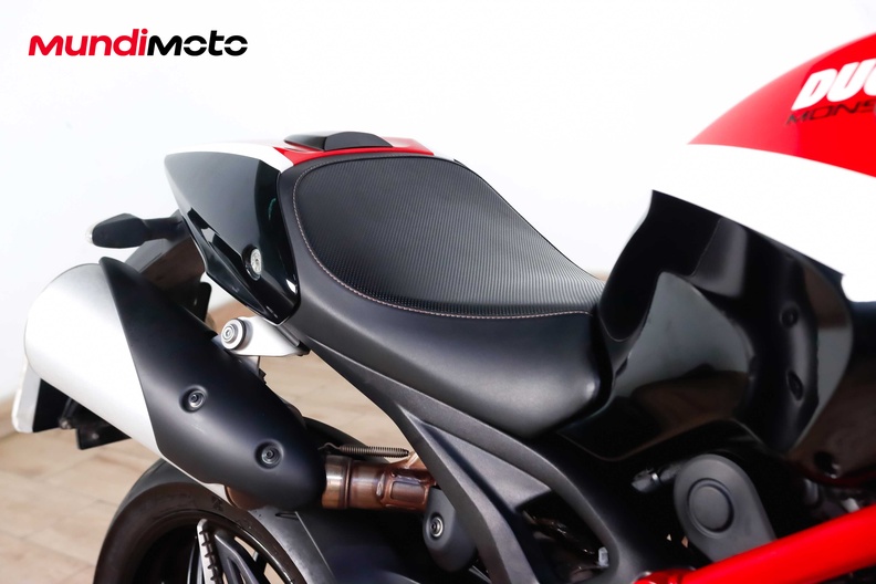 Motorbike image 13