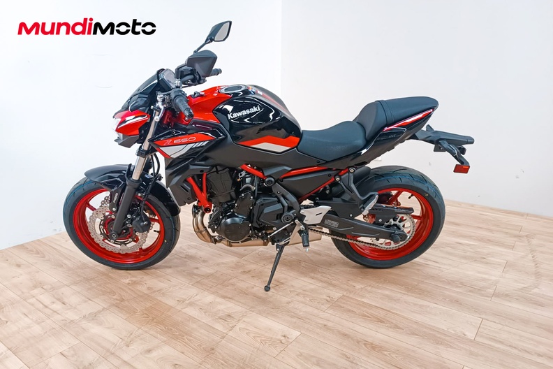 Motorbike image 5