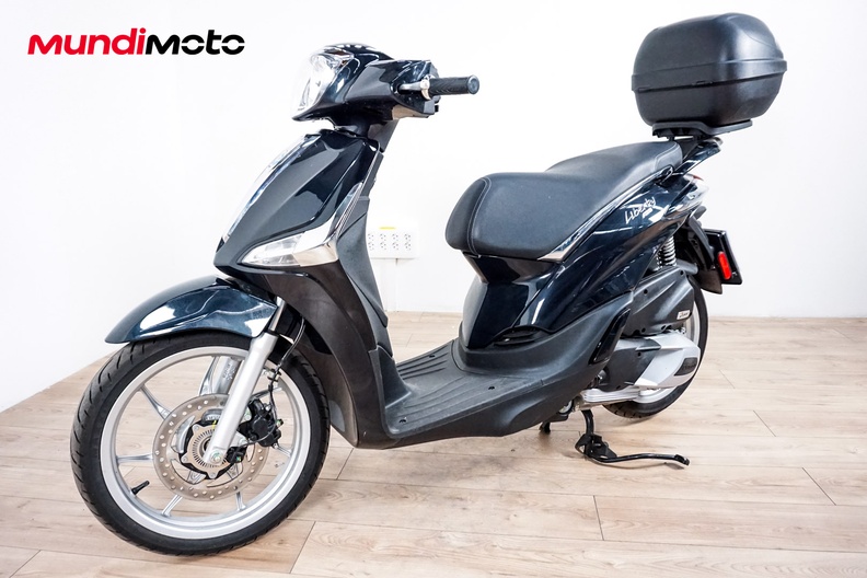Motorbike image 6