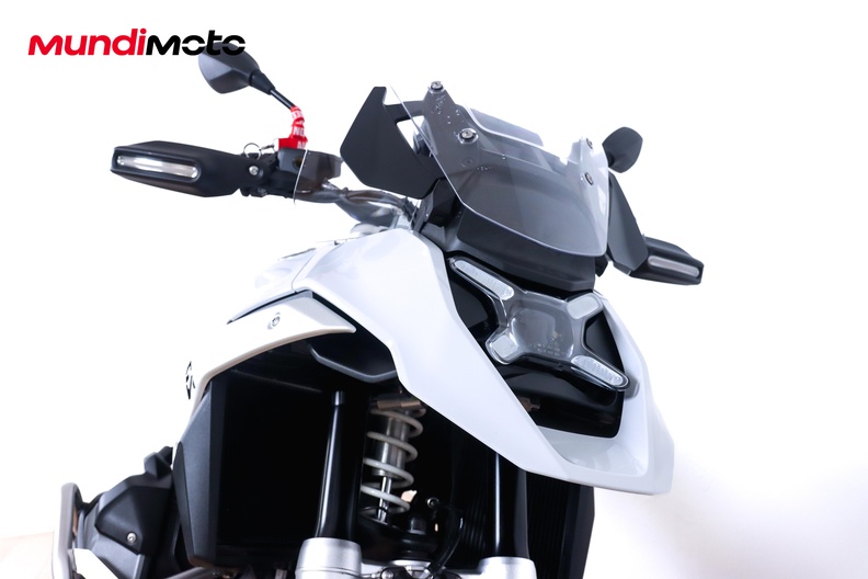 Motorbike image 4