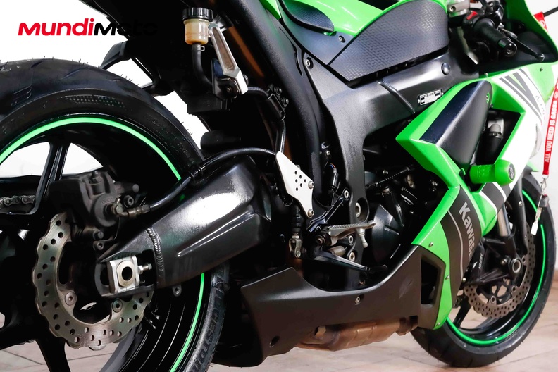 Motorbike image 3