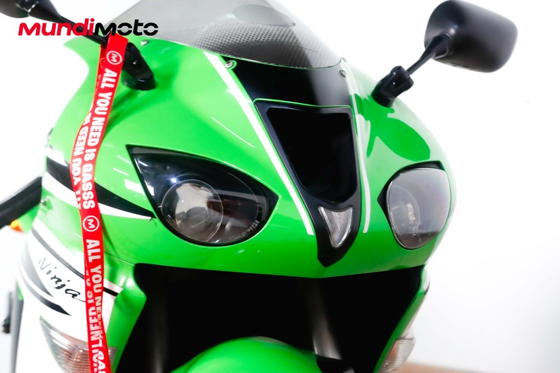 Motorbike image 4
