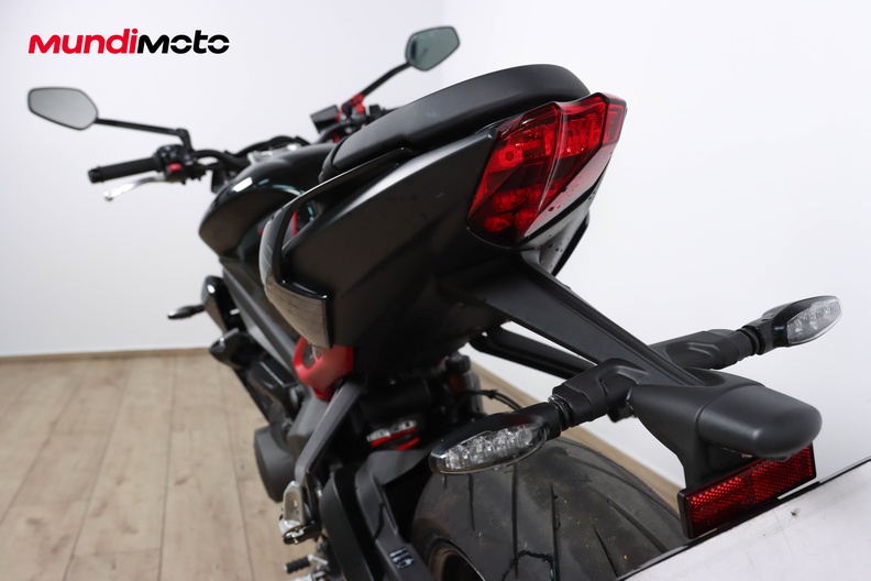Motorbike image 8