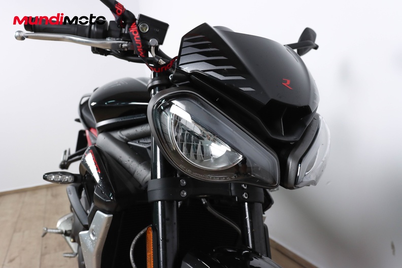 Motorbike image 4