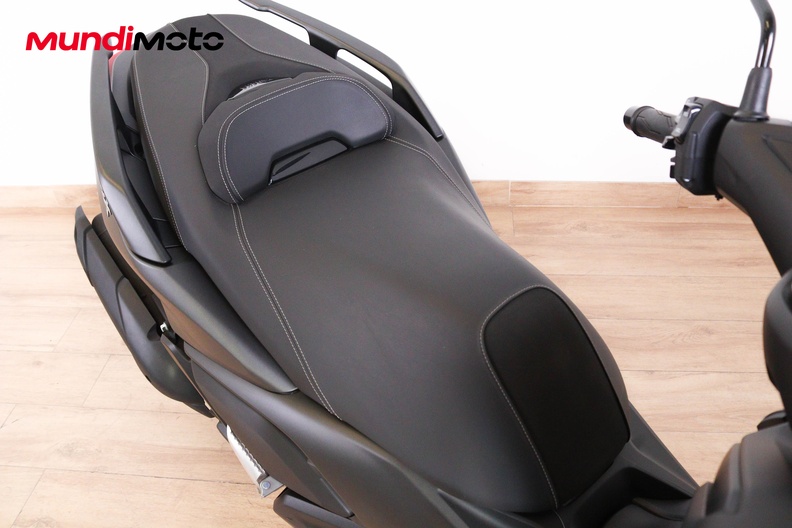 Motorbike image 12