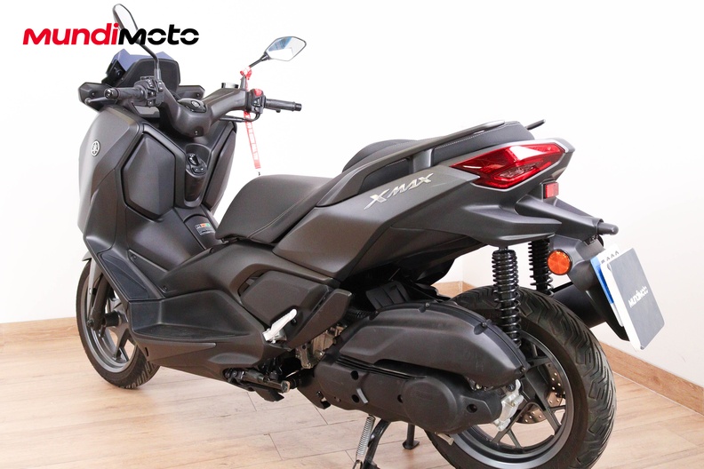 Motorbike image 7