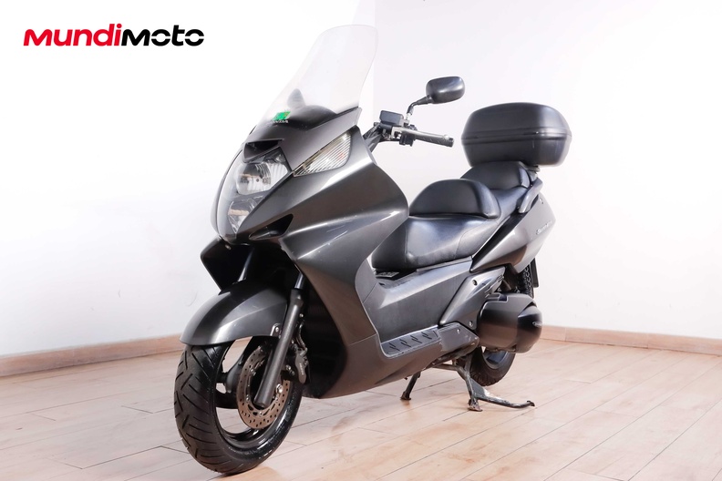 Motorbike image 7