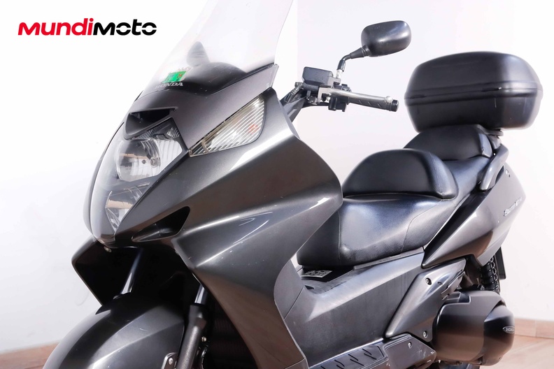Motorbike image 8