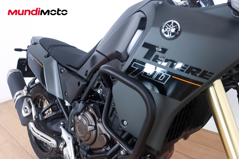 Motorbike image 12