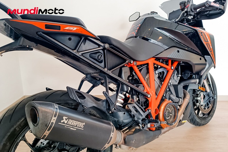 Motorbike image 3