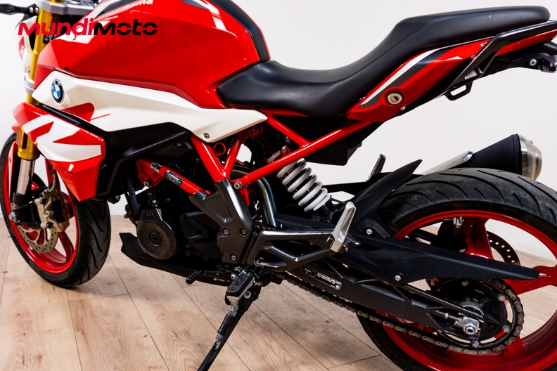 Motorbike image 8