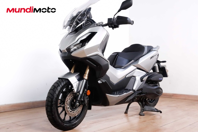 Motorbike image 7