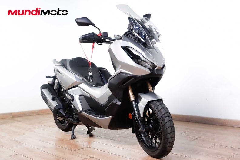 Motorbike image 1