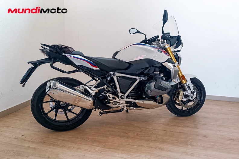 Motorbike image 2
