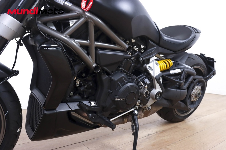 Motorbike image 8