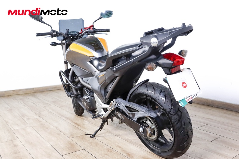 Motorbike image 6