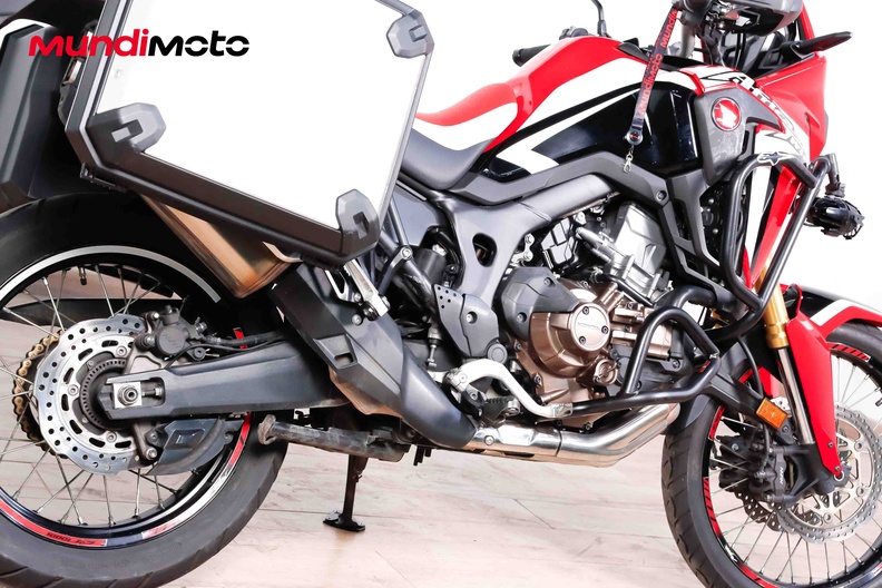 Motorbike image 3