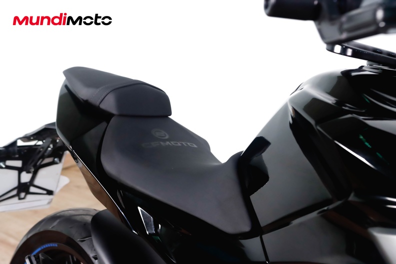 Motorbike image 12