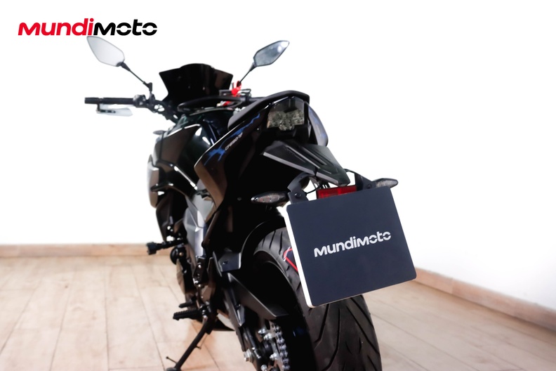Motorbike image 9